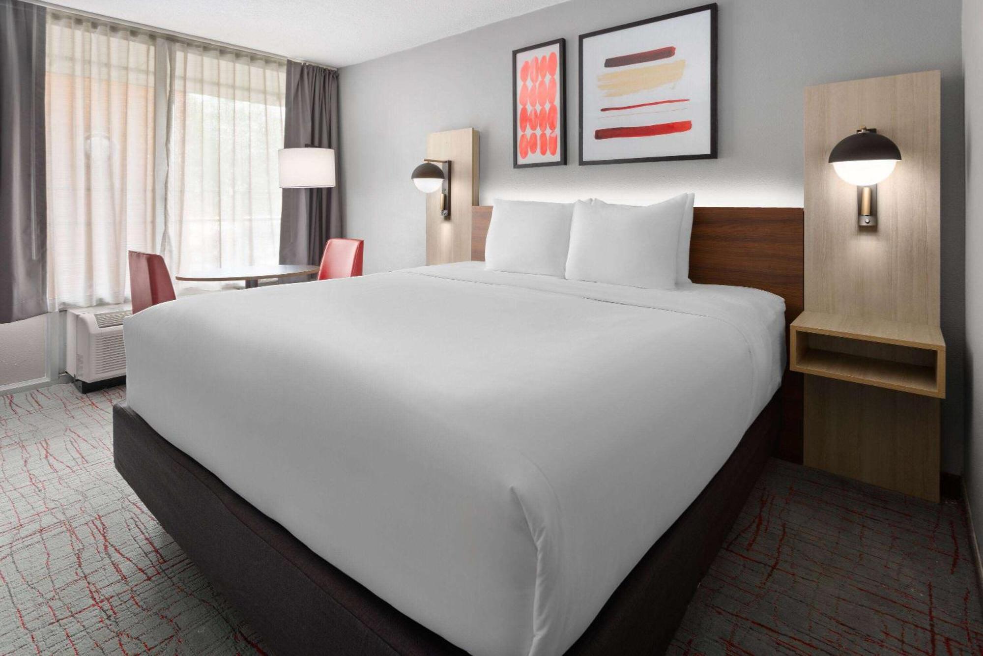 Hawthorn Extended Stay By Wyndham Columbia-Ft Jackson Bagian luar foto