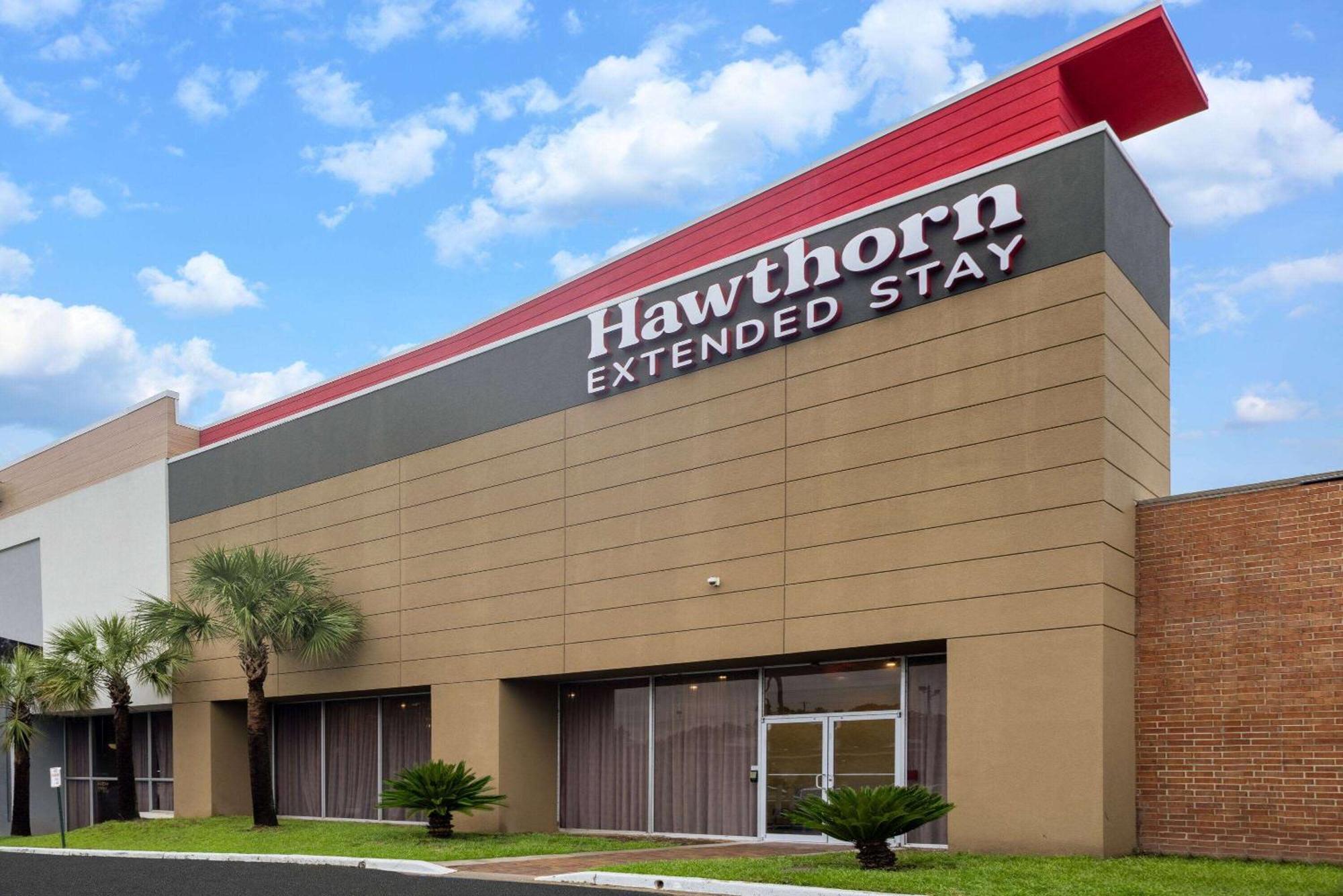 Hawthorn Extended Stay By Wyndham Columbia-Ft Jackson Bagian luar foto